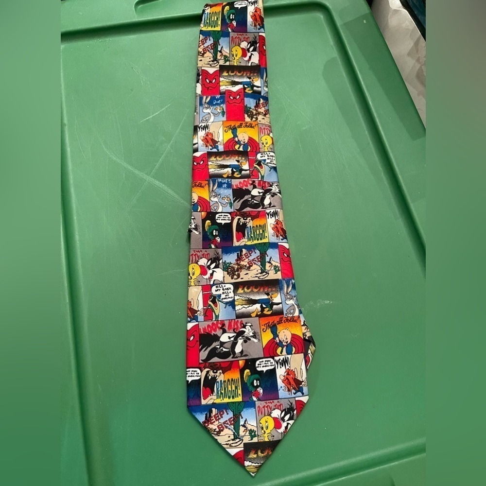 Vintage Looney Tunes Tie 1996